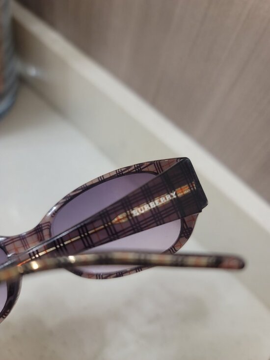 Burberry Sunglasses Kitty 130 Classic Brown Check Plaid main image 3